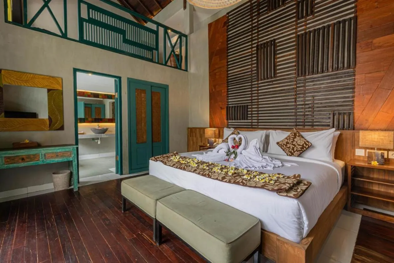 Mezzanine Industrial 1 Bedroom Private Villa In Seminyak Indonesia