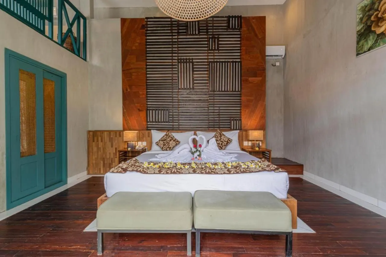 Mezzanine Industrial 1 Bedroom Private Villa In Seminyak Indonesia