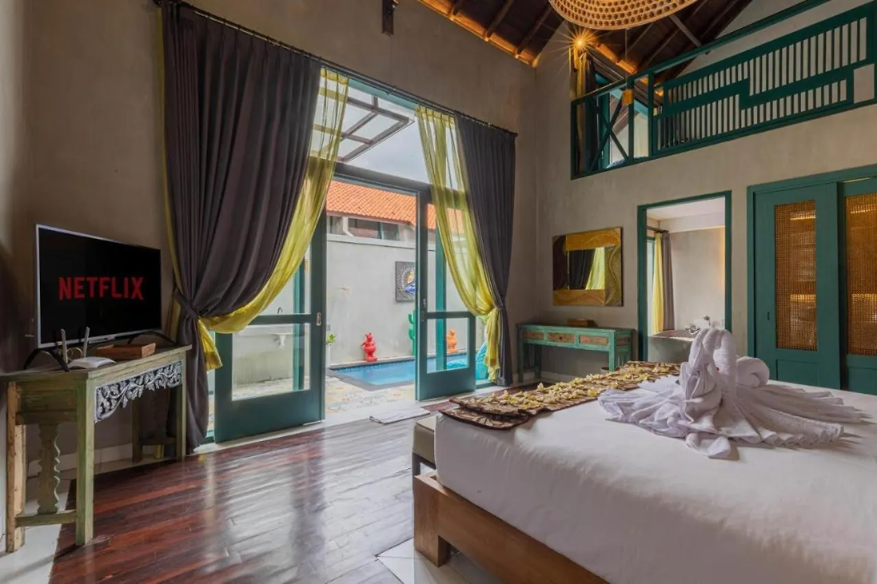 Mezzanine Industrial 1 Bedroom Private Villa In Seminyak